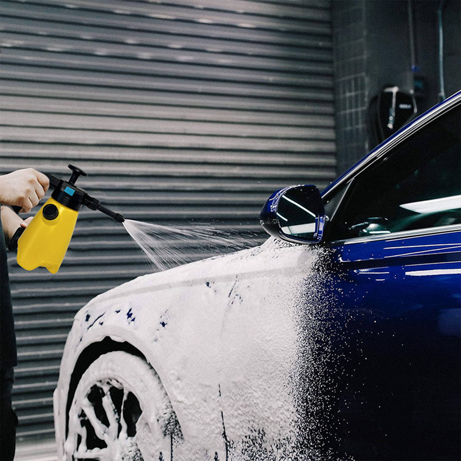 1.5L Foam Sprayer Handheld Foam Pump Sprayer for Car Wash Pressure Sprayer With 2 Nozzles for Home Cleaning Watering